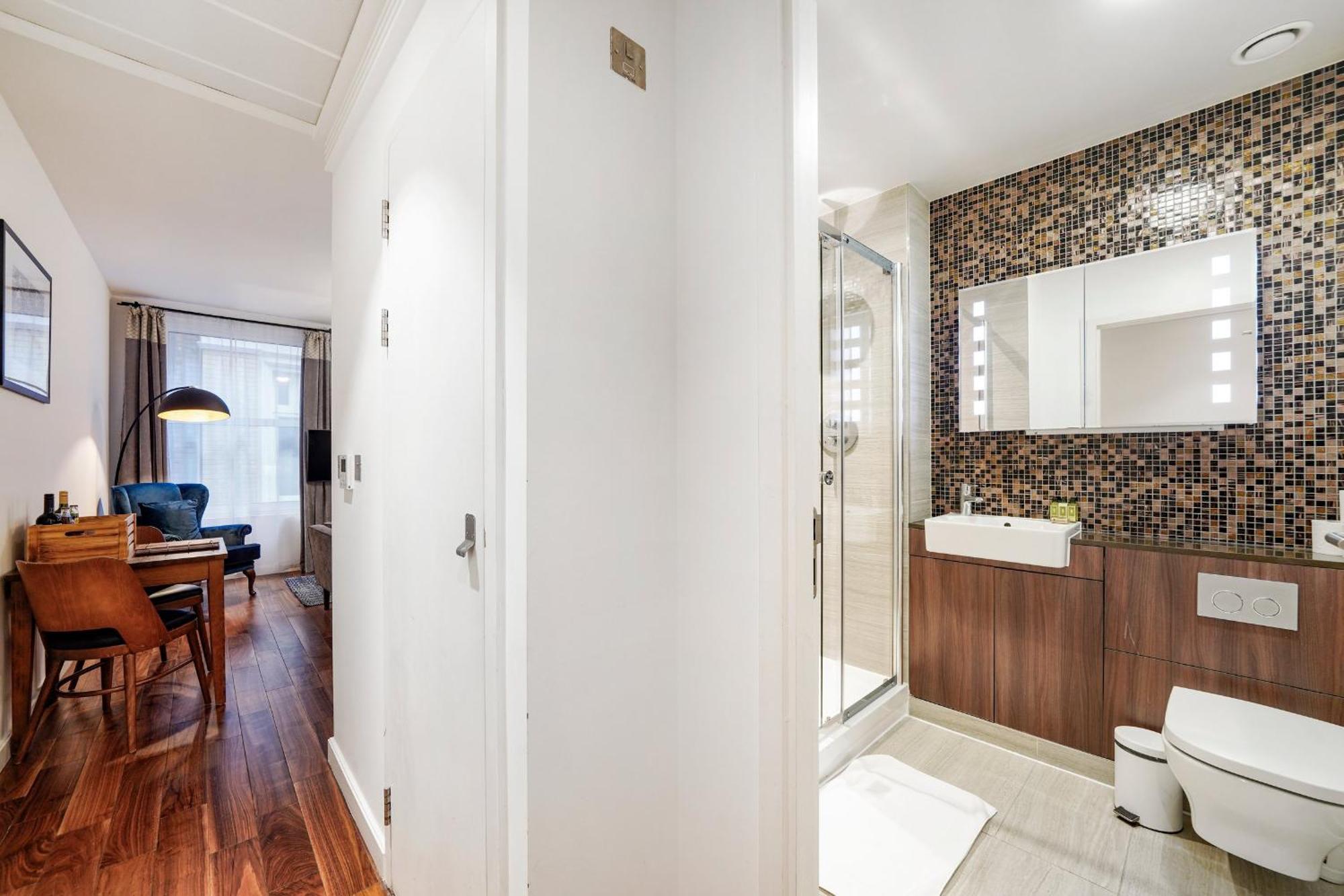Monument Serviced Apartments By Lovelystay Londres Quarto foto